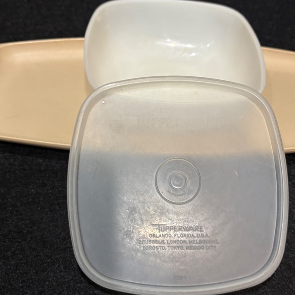 Vintage TUPPERWARE Chip Dip Snack Set SERVE ETTE Tray Gold #771 with Lid #772 - Picture 5 of 6